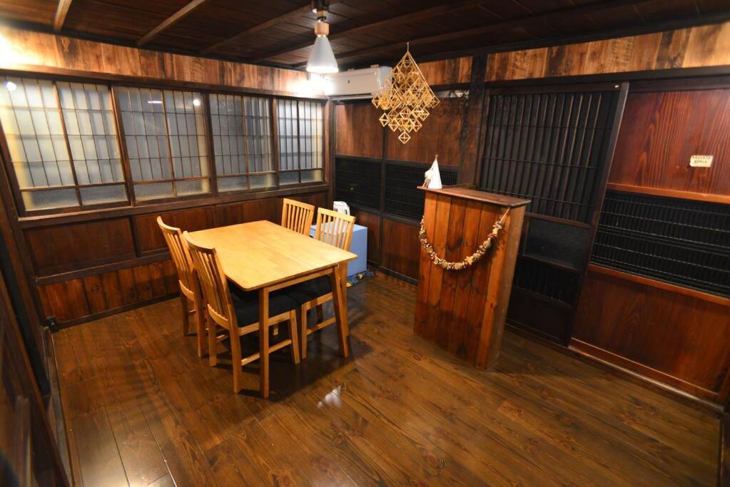 佐渡 ビーチまで0分 1客のみ オーシャンビュー Beach Side House ウッドデッキ Sado Exterior photo